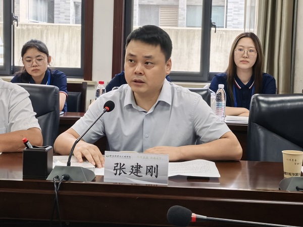 研究生招生处处长张建刚致辞.jpg
