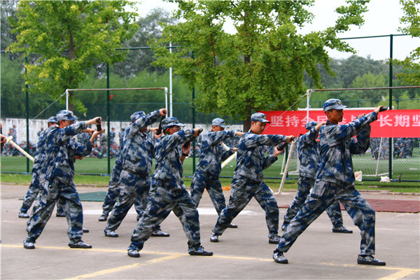 刺杀操练习.jpg