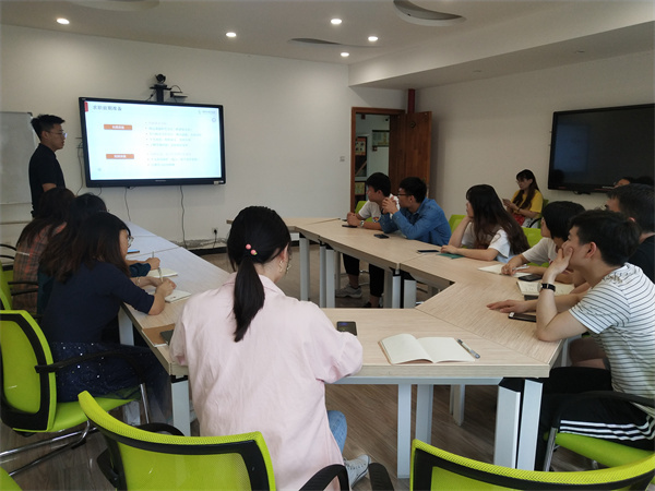 就业经验交流会.jpg