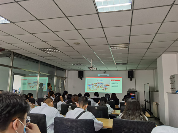 d7c0242d484f4d288235c30da7456f50.jpg 桃李面包1_副本.jpg
