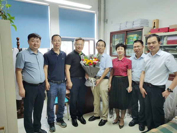 252c59624f6046929abce94e372727da.jpg 杜双奎.jpg